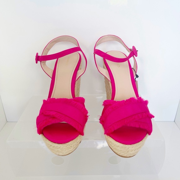 🔥SOLD🔥NWT Mango Limited Edition Fuchsia Wedge Sandals - Picture 2 of 6
